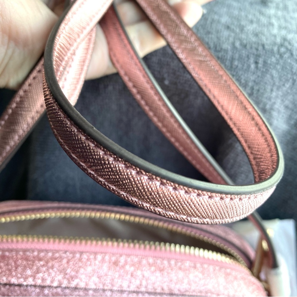 Kate Spade NWT PINK TINSEL Glimmer Oval Camera Bag CROSSBODY $299 retail - Picture 9 of 14